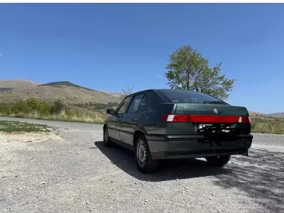 Usata Alfa Romeo 33 107 CV (78 kW) 1990 Verde Berlina