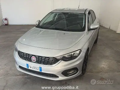 Usata Fiat Tipo Lounge 120 CV (88 kW) 2019 Grigio Berlina