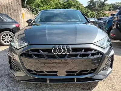 Usata Audi A3 S-Line 150 CV (110 kW) 2025 Grigio Berlina