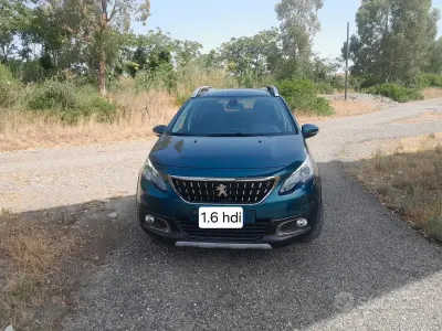 Usata Peugeot 2008 Allure 120 CV (88 kW) 2017 Verde SUV