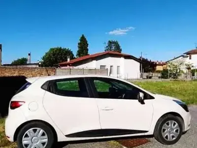 Usata Renault Clio IV Zen 73 CV (53 kW) 2017 Beige Berlina
