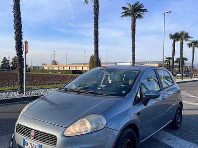 Grigio Usata 2007 Fiat Grande Punto Active Utilitaria | 2200 € (Buon prezzo)