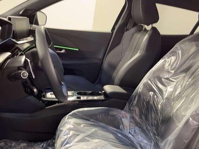 Usata Peugeot 2008 GT 131 CV (96 kW) 2023 SUV