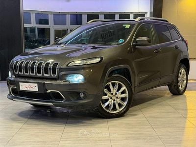 Usata Jeep Cherokee Limited 170 CV (125 kW) 2015 Grigio SUV