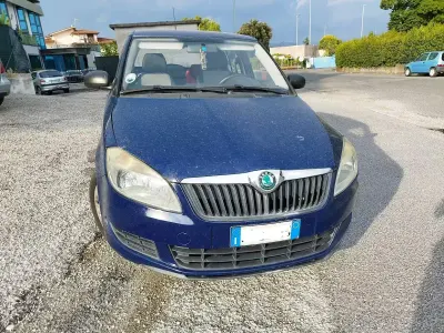 Usata Skoda Fabia 60 CV (44 kW) 2010 Bluazzurro Berlina