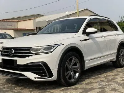 Usata VW Tiguan R-line 150 CV (110 kW) 2022 Bianco SUV