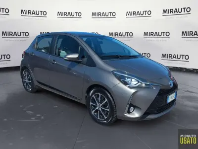 Usata Toyota Yaris Hybrid