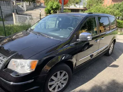 Usata Chrysler Grand Voyager Limited 163 CV (119 kW) 2011 Monovolume