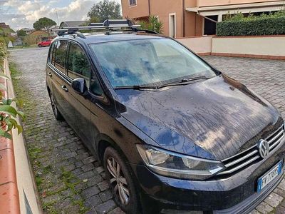 Usata VW Touran 116 CV (85 kW) 2019 Nero Monovolume