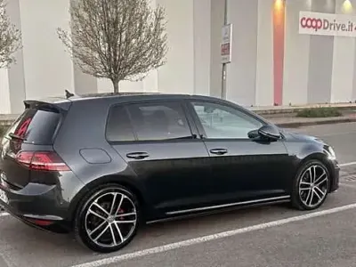 Usata VW Golf VII GTD 184 CV (135 kW) 2015 Grigio Utilitaria
