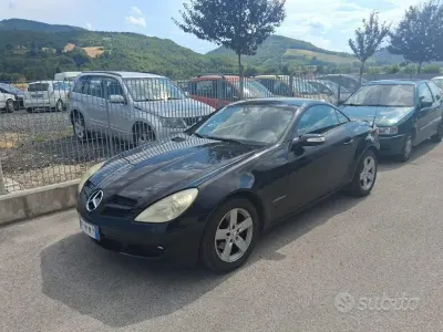 Usata Mercedes SLK200 Chrome 163 CV (119 kW) 2006 Nero Cabrio