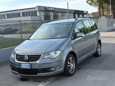 Brugt VW Touran 105 HK (77 kW) 2009 Grå MPV