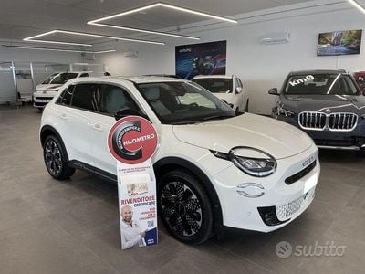 Usata Fiat 600 La Prima 110 CV (80 kW) 2025 Bianco SUV