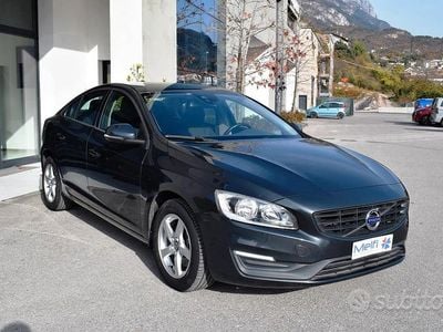 Usata Volvo S60 Business Edition 190 CV (139 kW) 2018 Grigio Berlina