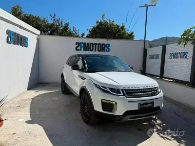 Usata Land Rover Range Rover evoque Pure 150 CV (110 kW) 2016 Bianco SUV
