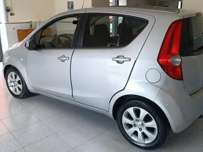 Usata Opel Agila 86 CV (63 kW) 2008 Grigio Utilitaria