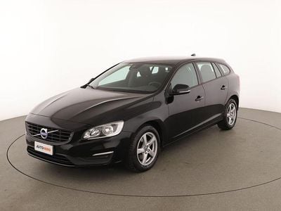 Usata Volvo V60 Kinetic 120 CV (88 kW) 2016 Nero Station wagon