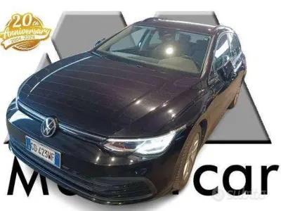 Gebraucht VW Golf VIII Life 110 PS (80 kW) 2021 Schwarz Kombi