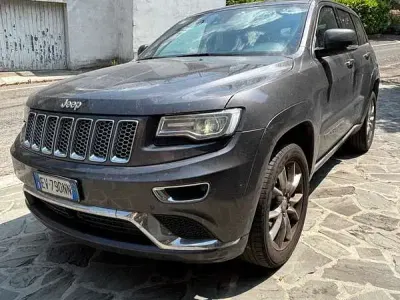 Usata Jeep Grand Cherokee Summit 250 CV (183 kW) 2014 Grigio SUV