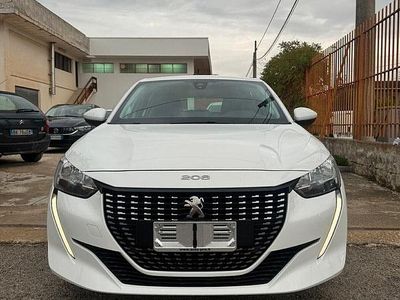Usata Peugeot 208 Active 101 CV (74 kW) 2021 Bianco Utilitaria
