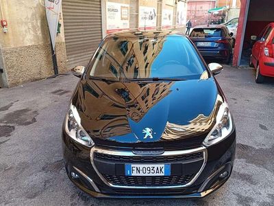Usata Peugeot 208 Allure 99 CV (72 kW) 2018 Utilitaria