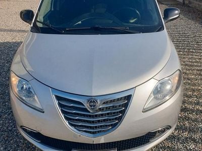 Usata Lancia Ypsilon 60 CV (44 kW) 2015 Utilitaria