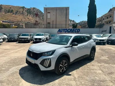 Usata Peugeot 2008 Style 102 CV (75 kW) 2025 Bianco SUV