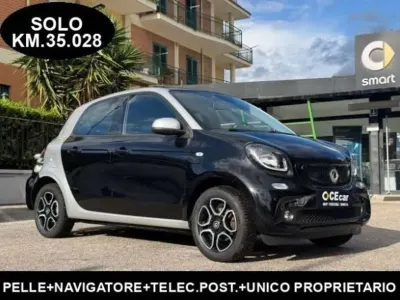Usata Smart ForFour Prime 90 CV (66 kW) 2019 Ecn black Utilitaria