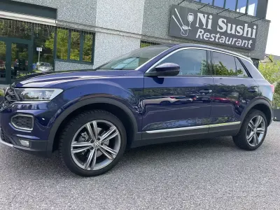 Usata VW T-Roc 150 CV (110 kW) 2020 Blu SUV