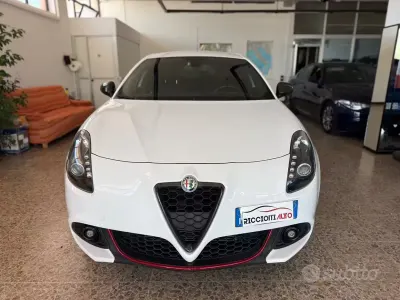 Usata Alfa Romeo Giulietta 120 CV (88 kW) 2020 Bianco Utilitaria