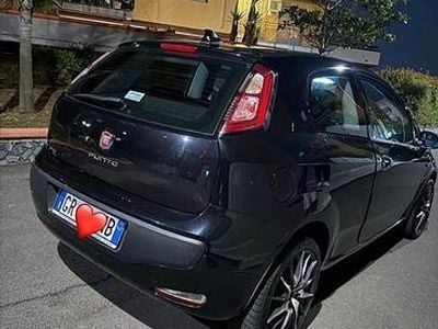 Nero Usata 2010 Fiat Punto Evo Utilitaria | 2900 €