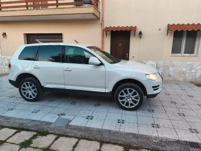 Usata VW Touareg 224 CV (164 kW) 2008 Bianco SUV