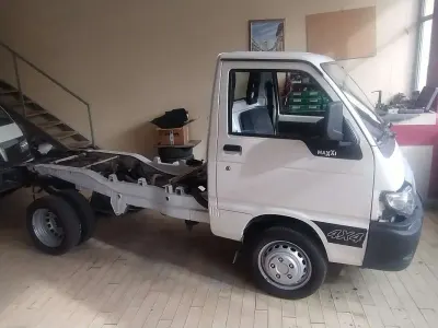 Begagnad Piaggio Porter 71 HK (52 kW) 2016