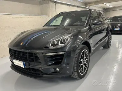 Usata Porsche Macan 250 CV (183 kW) 2016 Grigio scuro SUV