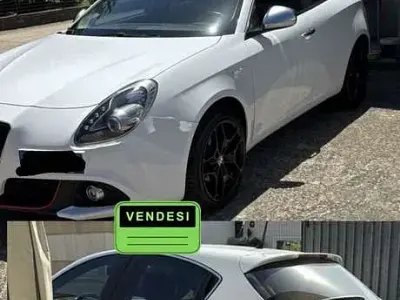 Usata Alfa Romeo Giulietta Exclusive 120 CV (88 kW) 2016 Bianco Berlina