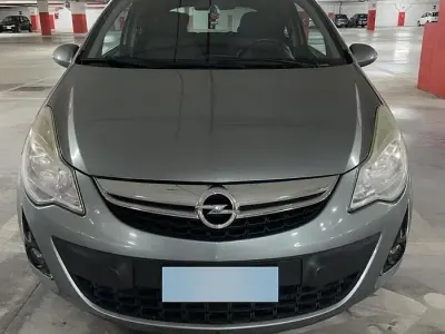 Usata Opel Corsa 95 CV (69 kW) 2012 Utilitaria