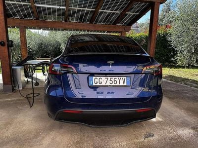 Usata 2022 Tesla Model Y SUV | 29.000 € (Buon prezzo)