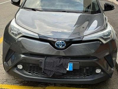 Usata Toyota C-HR Style 98 CV (72 kW) 2017 SUV