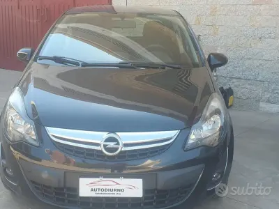 Usata Opel Corsa Sport 75 CV (55 kW) 2013 Nero Utilitaria