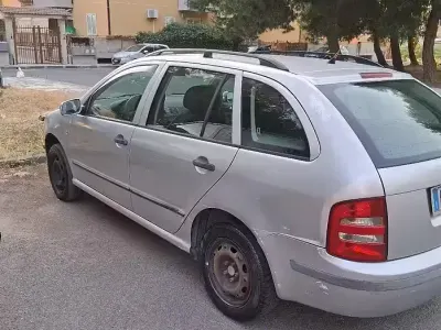 Usata Skoda Octavia 101 CV (74 kW) 2003 Grigio Station wagon