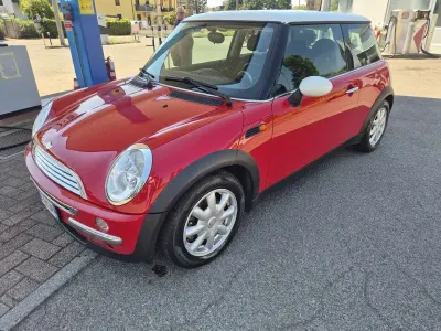 Usata Mini Cooper 116 CV (85 kW) 2004 Other Utilitaria
