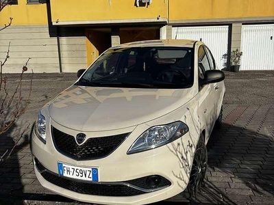 Usata Lancia Ypsilon S 69 CV (50 kW) 2017 Utilitaria