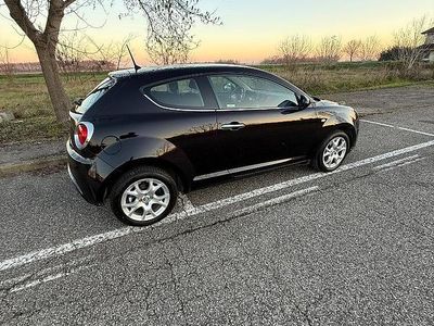 Usata Alfa Romeo MiTo 120 CV (88 kW) 2016 Nero Utilitaria
