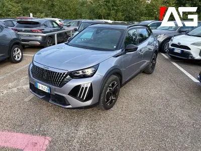 Usata Peugeot 2008 GT 131 CV (96 kW) 2023 Grigio SUV