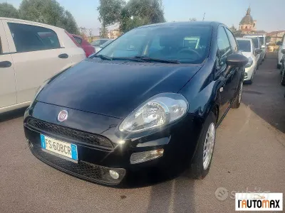 Usata Fiat Punto Street 95 CV (69 kW) 2018 Bluazzurro Utilitaria