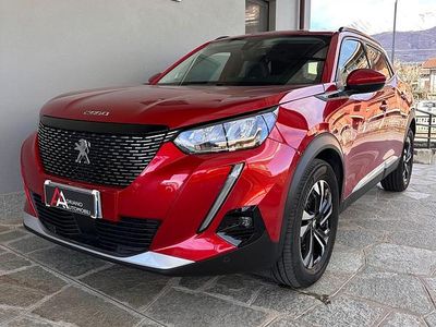Usata Peugeot 2008 Allure 102 CV (75 kW) 2020 Rosso SUV
