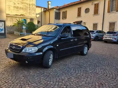 Usata Kia Carnival 145 CV (106 kW) 2006 Nero Monovolume