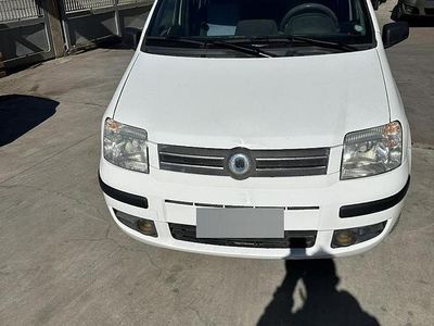 Usata Fiat Panda 69 CV (50 kW) 2007 Bianco Utilitaria