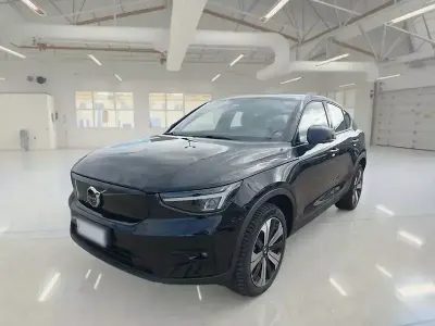Usata Volvo C40