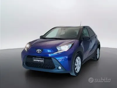 Usata Toyota Aygo X Trend 72 CV (52 kW) 2022 Bluazzurro SUV
